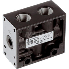 Manually Operated Valve: 0.25" NPT Inlet, Spool Valves, Air Actuated