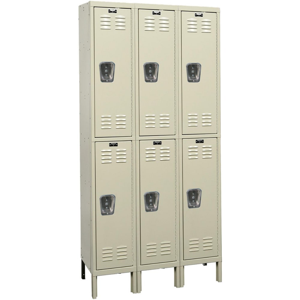 Horizontal Locker: Latch