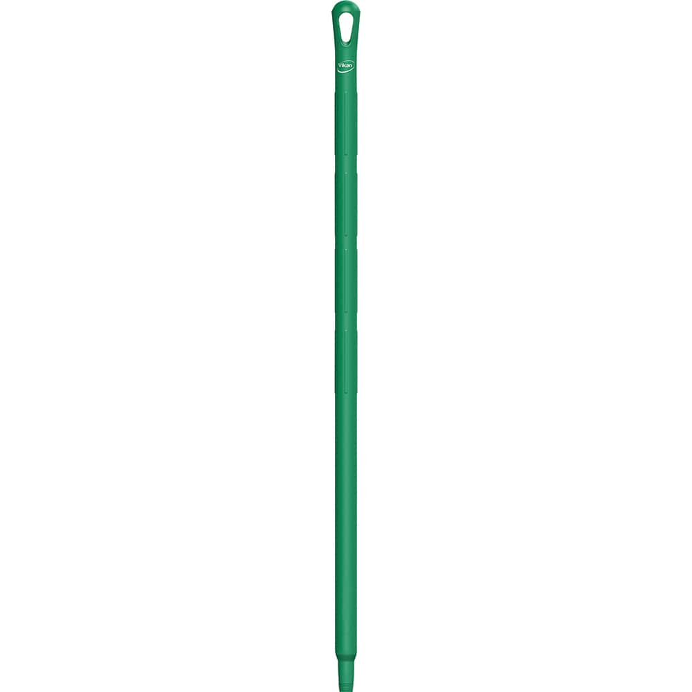 Remco - Broom/Squeegee Poles & Handles Connection Type: European Threaded Handle Material: Polypropylene - Caliber Tooling