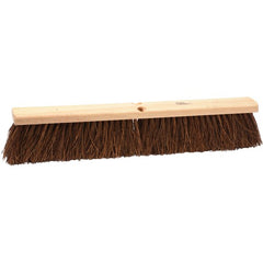 18″ GARAGE PALMYRA FLOOR BROOM - Caliber Tooling