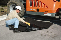 UltraTech - 12 Gal Capacity per Package, Oil Only Pad - 10' Long x 10' Wide, Polypropylene - Caliber Tooling