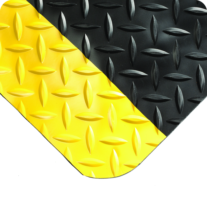 Diamond-Plate SelectÂ 3' x 5' Black/YellowÂ Work Mat - Caliber Tooling