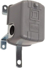 Square D - 1 NEMA Rated, DPST, Float Switch Pressure and Level Switch - 575 VAC, Line-Load-Load-Line Terminal - Caliber Tooling