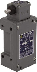 Square D - DPDT, 2NC/2NO, 600 Volt Screw Terminal, Roller Plunger Actuator, General Purpose Limit Switch - 1, 2, 4, 6, 12, 13, 6P NEMA Rating, IP67 IPR Rating - Caliber Tooling