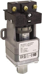 Square D - SPDT, 1.5 to 75 psi, Electromechanical Pressure and Level Switch - Adjustable Pressure, 120 VAC at 6 Amp, 125 VDC at 0.22 Amp, 240 VAC at 3 Amp, 250 VDC at 0.27 Amp, 1/4 Inch Connector, Screw Terminal, For Use with 9012G - Caliber Tooling