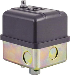 Square D - 1, 7, 9 and 3R NEMA Rated, 30 to 50 psi, Electromechanical Pressure and Level Switch - Adjustable Pressure, 575 VAC, L1-T1, L2-T2 Terminal, For Use with Square D Pumptrol - Caliber Tooling