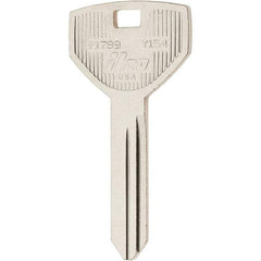 Value Collection - Chrysler Key Blank - Nickel - Caliber Tooling