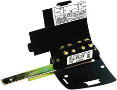 Square D - Contactor Electrical Interlock - For Use with Class 8539/8739 Type SB/SC/SD/SE/SF/SG Contactor and Class 9422 Type RN/RP/RR/RT Contactor - Caliber Tooling