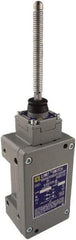 Square D - SPDT, NC/NO, 600 Volt Screw Terminal, Cat Whisker Actuator, General Purpose Limit Switch - 1, 2, 4, 6, 12, 13, 6P NEMA Rating, IP67 IPR Rating - Caliber Tooling