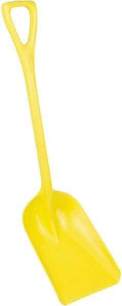 Remco - 14" High x 11" Wide Square Plastic Shovel - 38" Long Plastic D-Grip Handle - Caliber Tooling