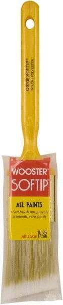 Wooster Brush - 1-1/2" Synthetic Sash Brush - 2-3/16" Bristle Length, Plastic Handle - Caliber Tooling