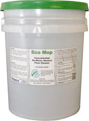 Detco - 5 Gal Pail Cleaner - Use on Resilient Flooring - Caliber Tooling