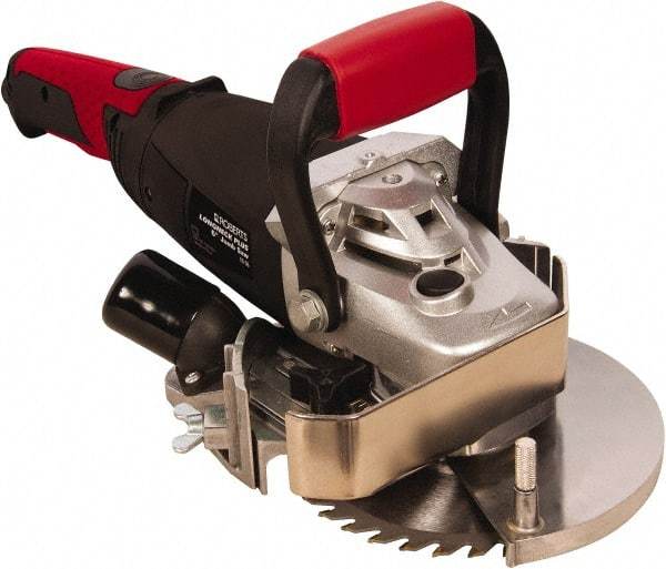 QEP - 9.6 Amps, 6" Blade Diam, 8,000 RPM, Electric Circular Saw - 120 Volts, 5/8" Arbor Hole, Right Blade - Caliber Tooling