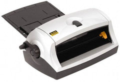 3M - 8-1/2" Wide Desktop Laminator - Caliber Tooling