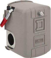 Square D - 1 and 3R NEMA Rated, 100 to 200 psi, Electromechanical Pressure and Level Switch - Fixed Pressure, 575 VAC, L1-T1, L2-T2 Terminal, For Use with Square D Pumptrol - Caliber Tooling