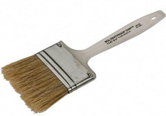 Wooster Brush - 2-1/2" Flat Hog Chip Brush - 1-11/16" Bristle Length, 5" Plastic Beavertail Handle - Caliber Tooling