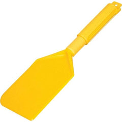 Carlisle - Sparta Yellow Nylon Mixing Paddle without Holes - 13-1/2" Overall Length - Caliber Tooling