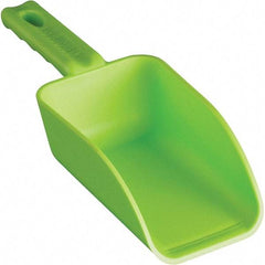 Remco - 32 oz Lime Polypropylene Flat Bottom Scoop - 4.3" Wide x 3" Deep Bowl, 4-1/2" Handle Length, 11-1/2" OAL - Caliber Tooling