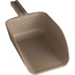 Remco - 82 oz Brown Polypropylene Flat Bottom Scoop - 5.9" Wide x 3.3" Deep Bowl, 4-1/2" Handle Length, 15.1" OAL - Caliber Tooling